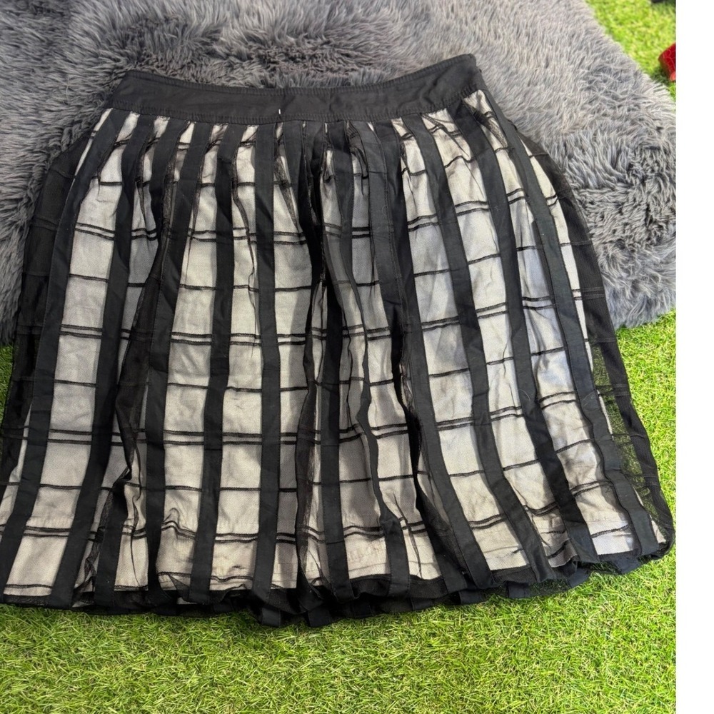 Cynthia Steffe Black Plaid Tulle Skirt Women's Size 4 Party Cocktail